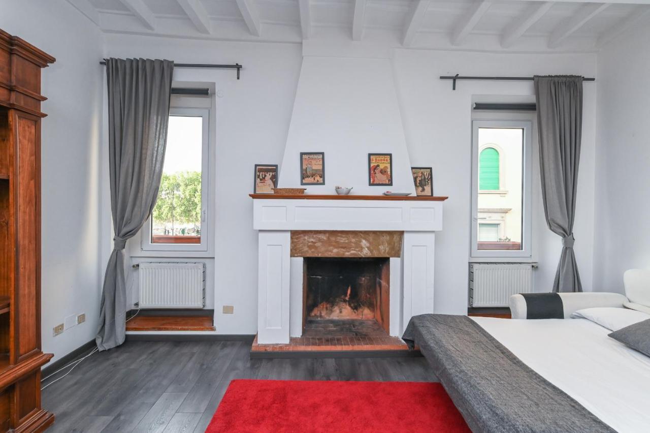 Gorgeous Trastevere Loft On The River Roma Dış mekan fotoğraf